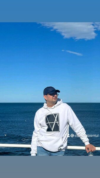 Domn singur doresc sa cunosc o doamna sufletista